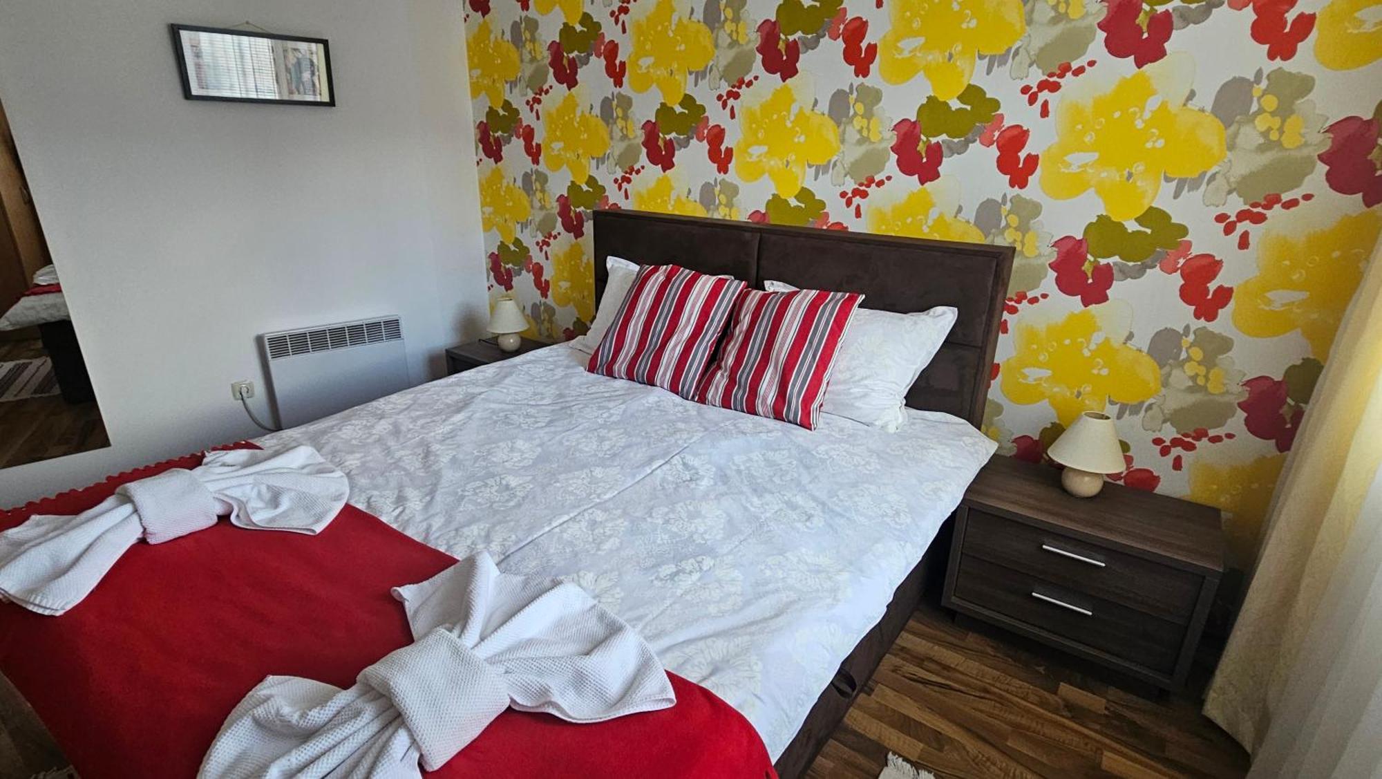 Ramada 2 Boutique Apartment Near Ski Road Μπάνσκο Εξωτερικό φωτογραφία